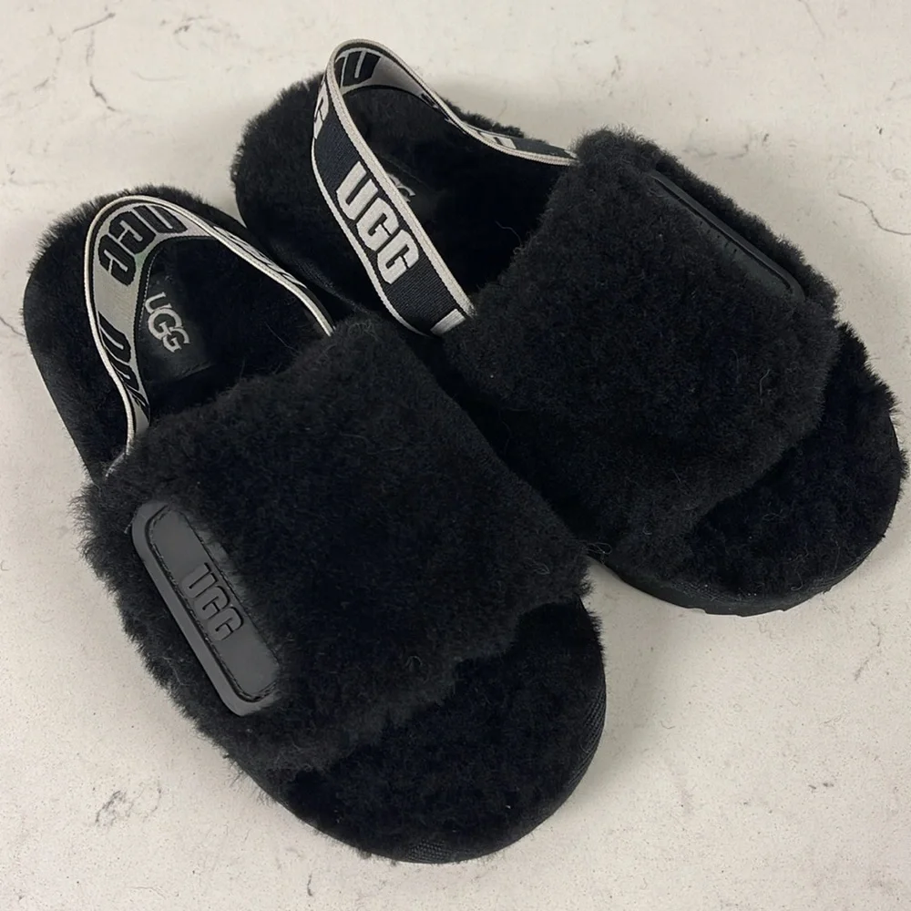 UGG Disco Slide Kids Black Fluffy Sandals - Slippers Size 13